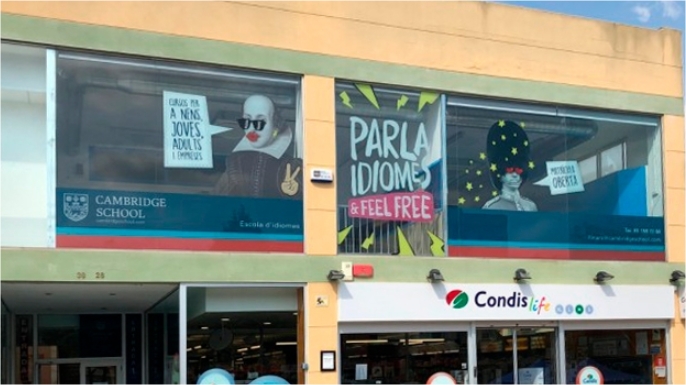 Imatge del comerç Cambridge School